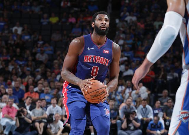 同时保持对 同时保持对